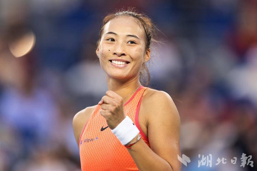 奥运冠军郑钦文，2024斗志昂扬