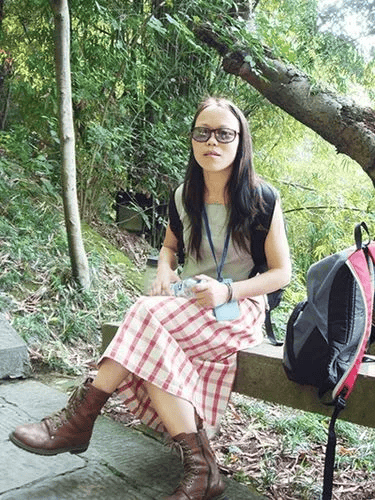 女儿重读已逝妈妈的报道 经历酷似王铁梅