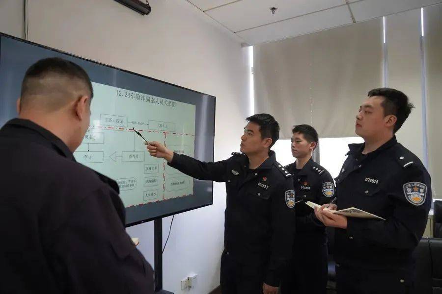 16次豪车被撞，都是全责！上海警方：有蹊跷
