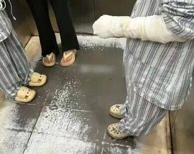 突发爆燃，5人受伤！卡式炉不能这么用